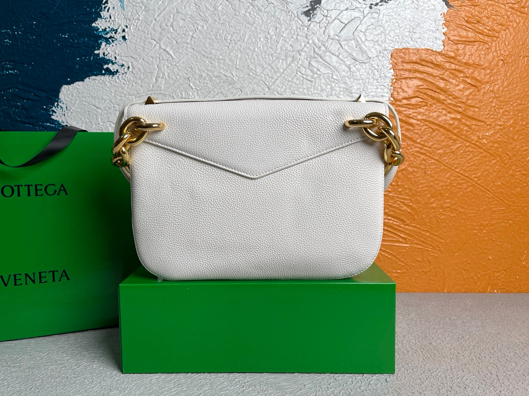 GLAMI Mount White, For Women, WomenÃƒÂ¢Ã¢â€šÂ¬Ã¢â€žÂ¢s Bags 10.6in/27cm