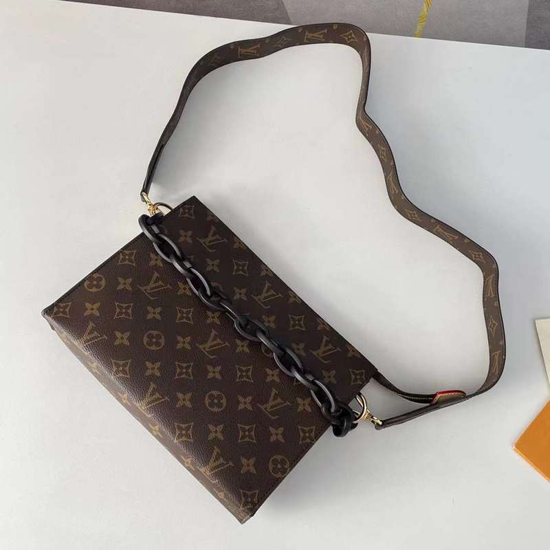LOV2 Bags - Luxurious Bags  1847