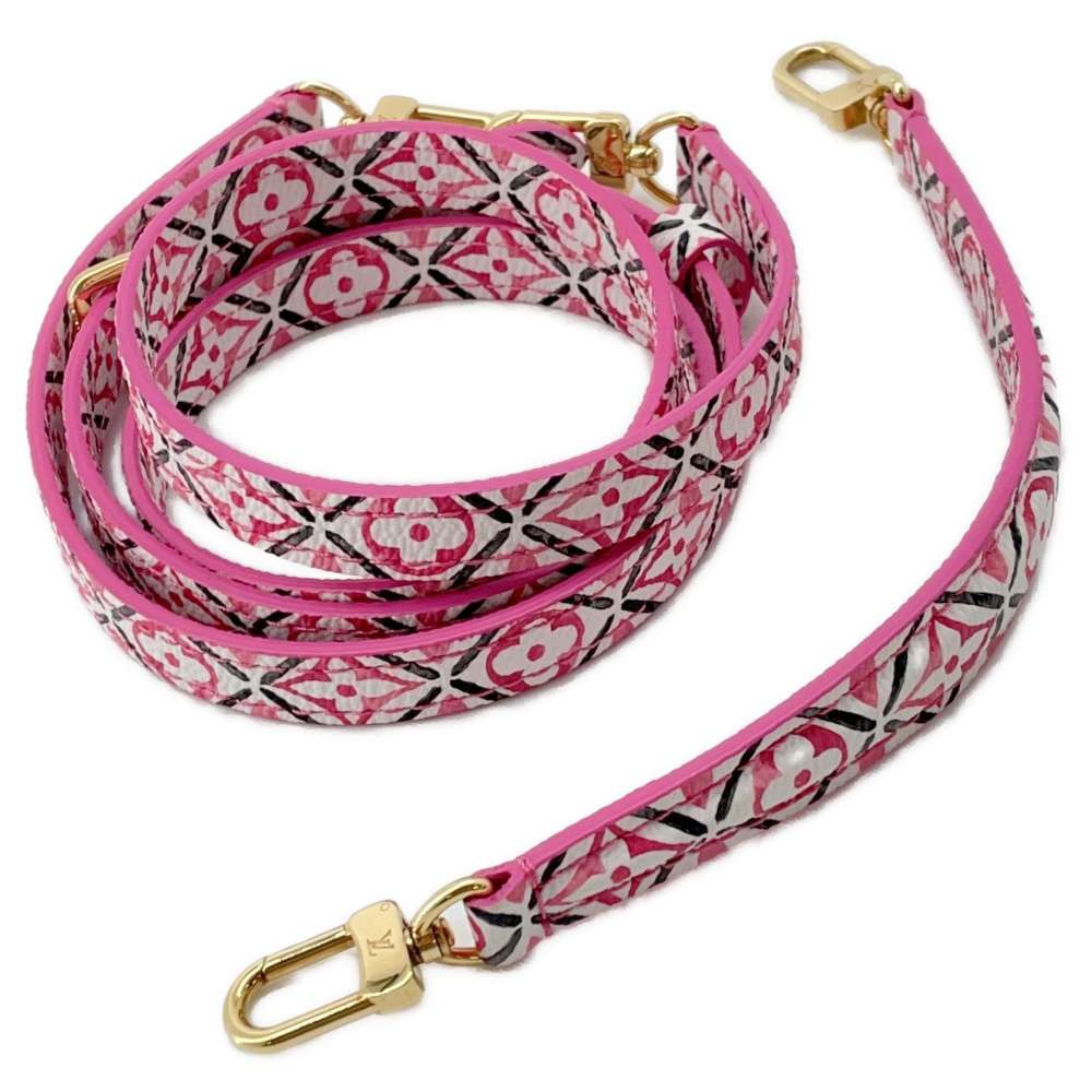 LOUIS VUITTON Nanonoe Rose/White M82386 Monogram / Giant