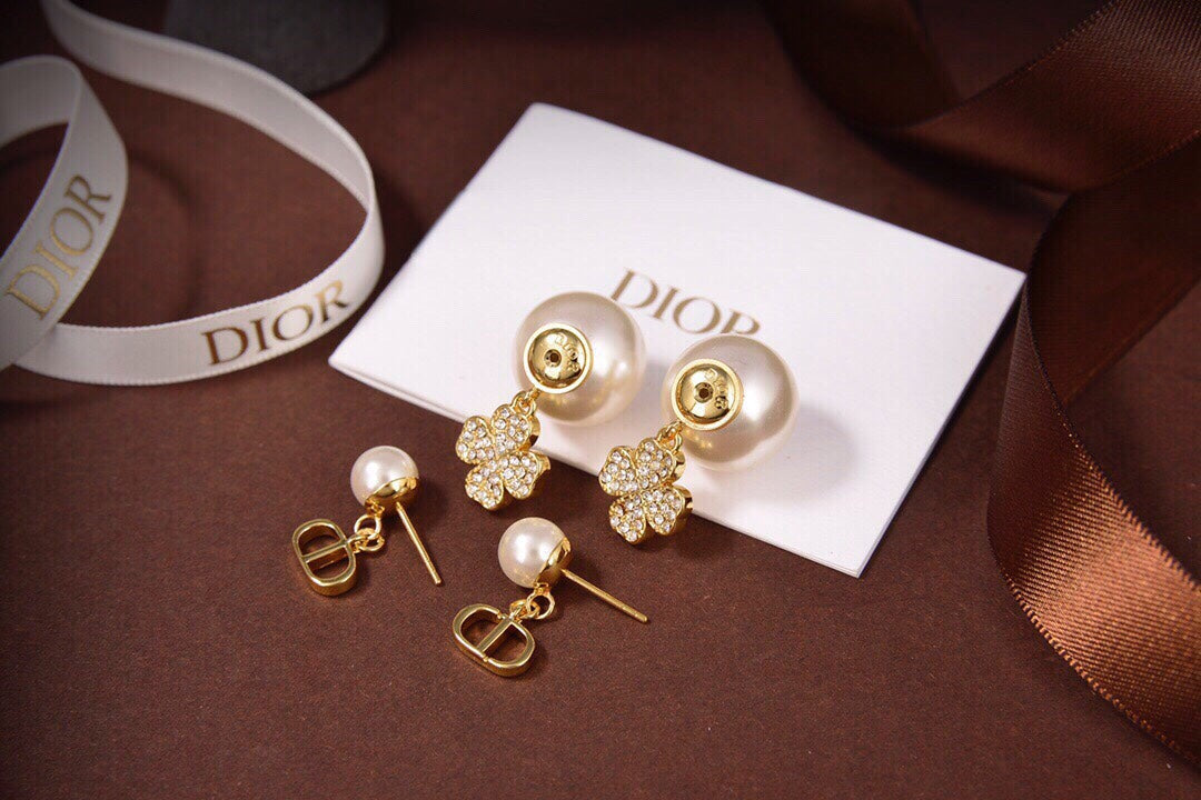 EN - Lux Earring Dir 058