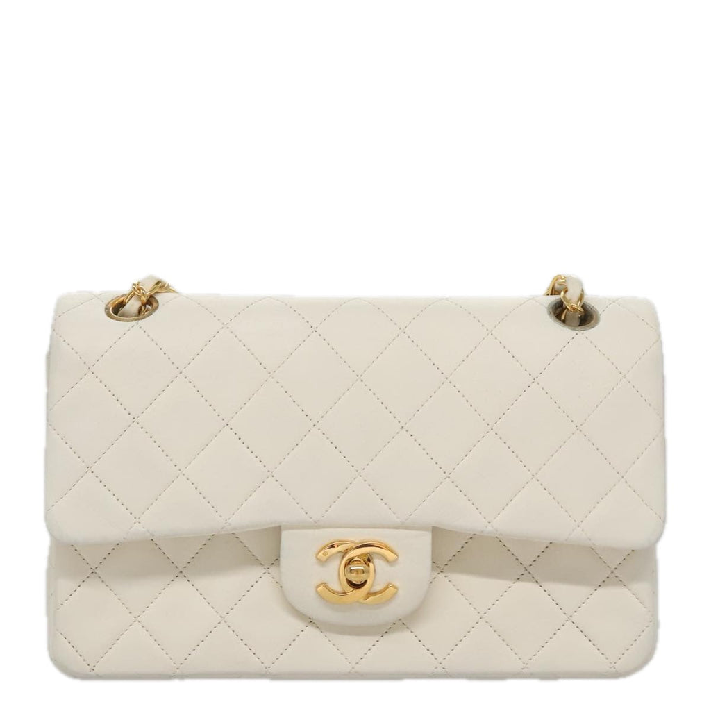 CHANEL Matelasse Chain Shoulder Bag Leather White Gold CC 96085