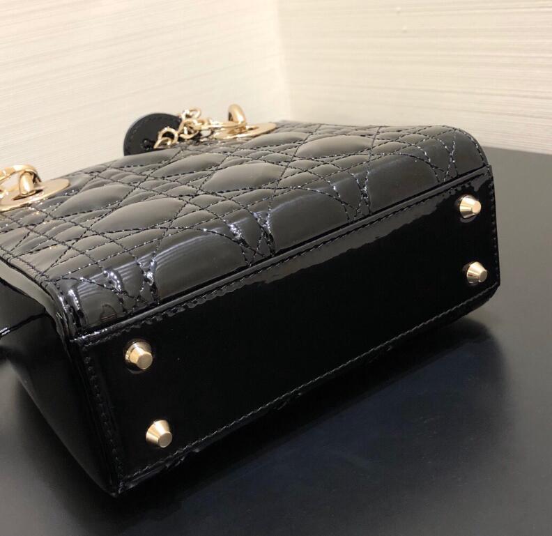 SAMCC - DOR Bags - 657