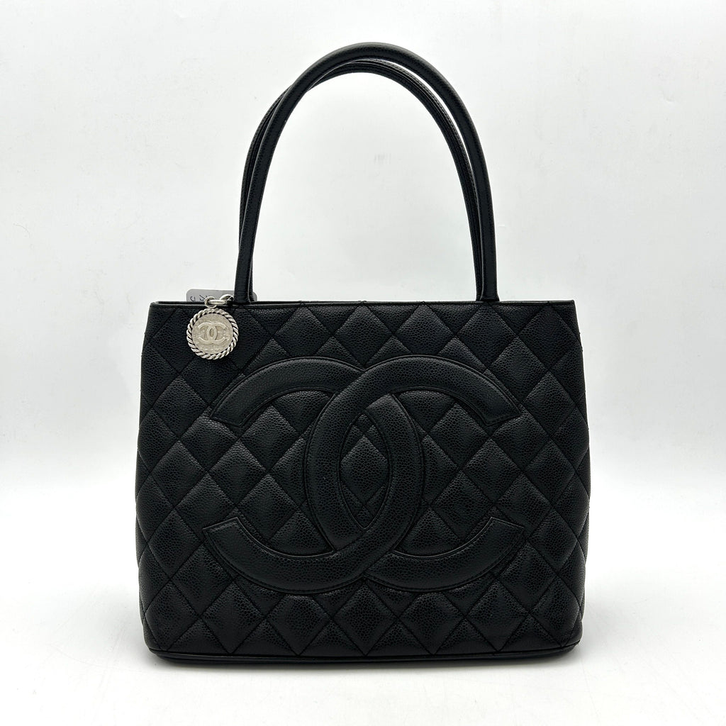 CHANEL Caviar Quilted Medallion Tote Black ch44135jf