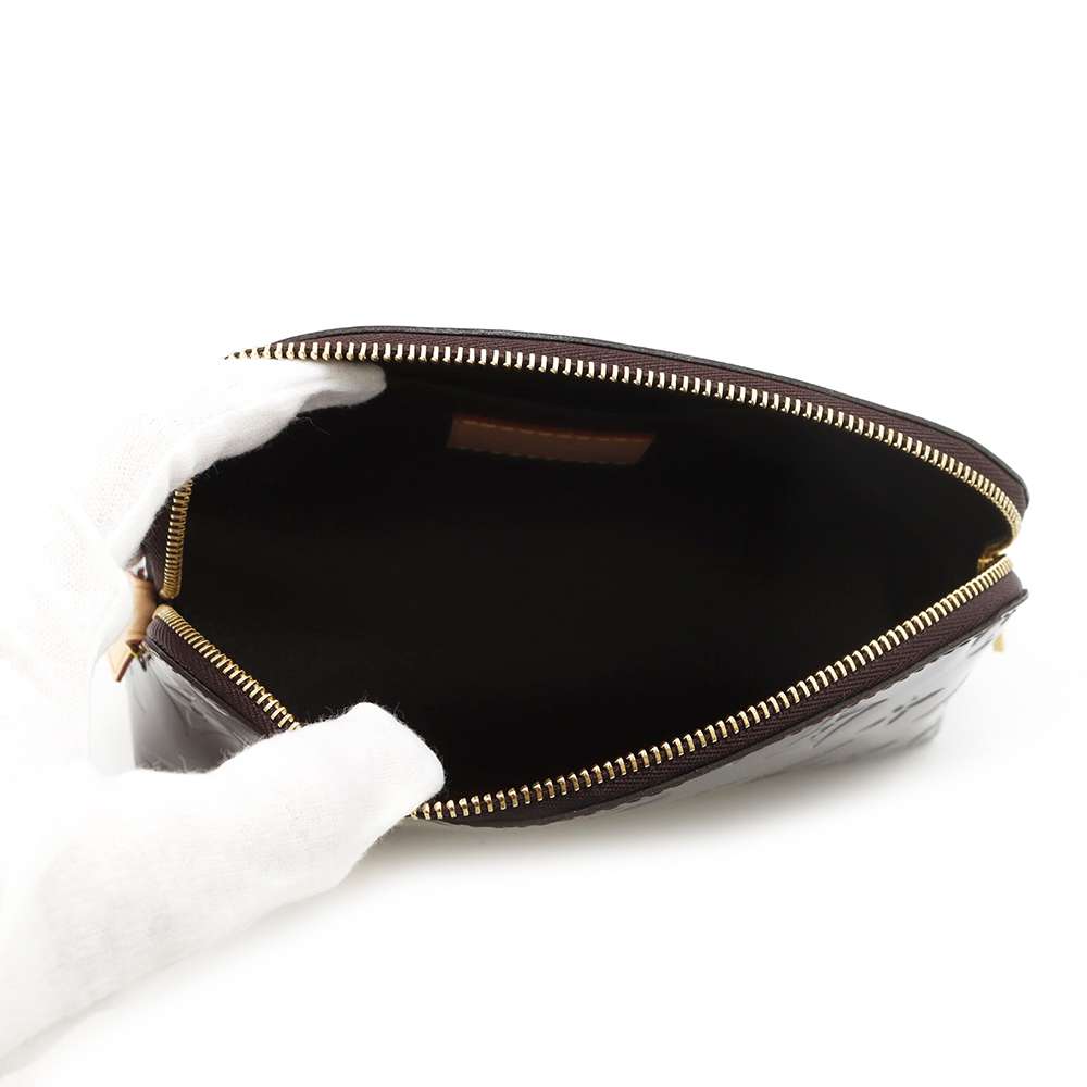 LOUIS VUITTON Pochette Cosmetic Amarante M91495 Monogram Vernis Leather