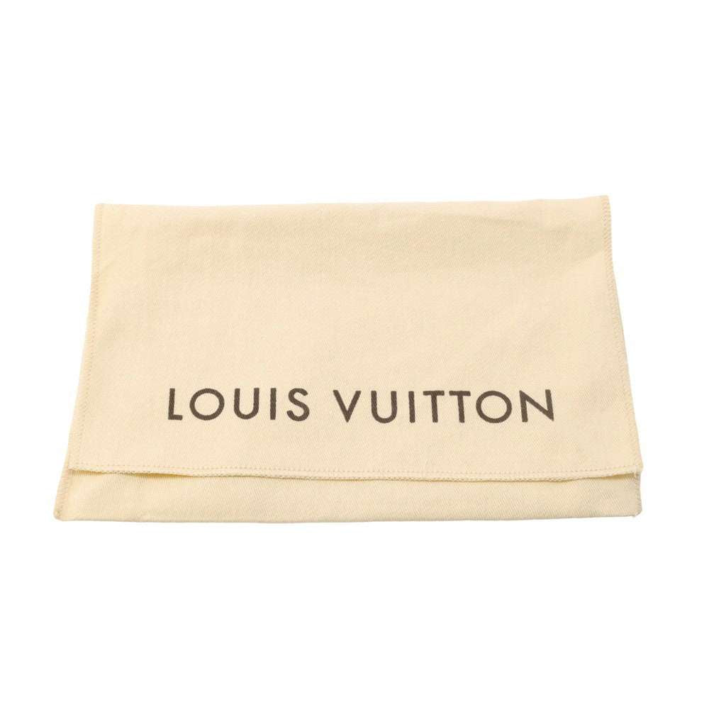 LOUIS VUITTON Pochette Cosmetic Amarante M91495 Monogram Vernis Leather