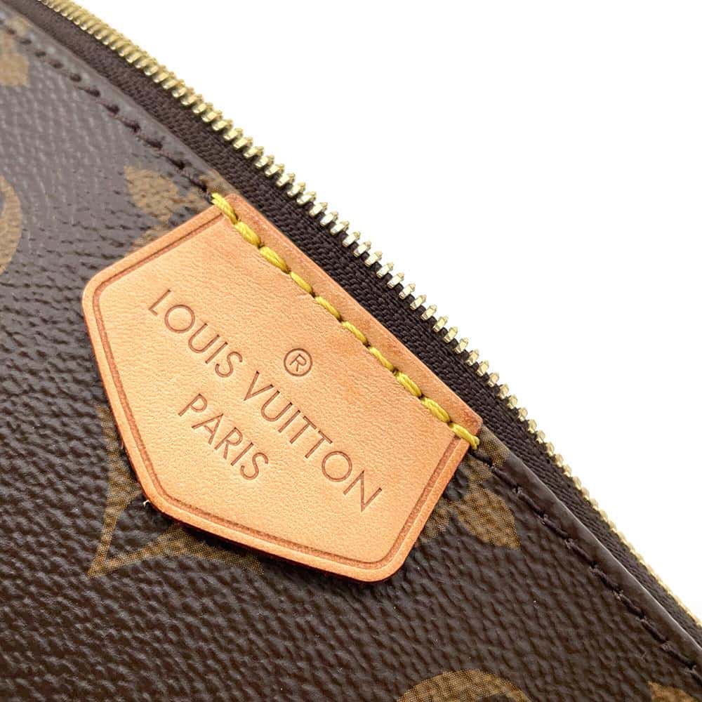 LOUIS VUITTON Multi Pochette Accessoires Rose claire M44840 Monogram
