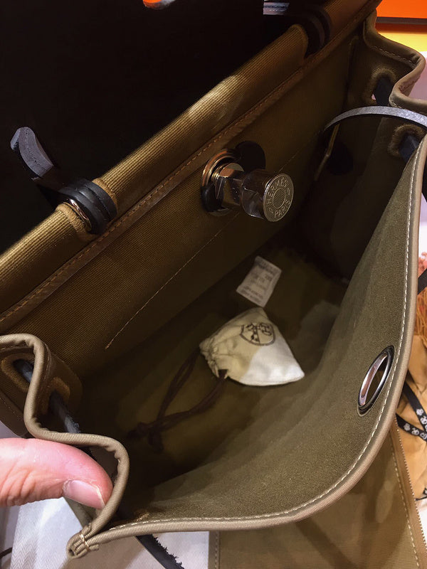 Glamy - HMS Bags - 1965