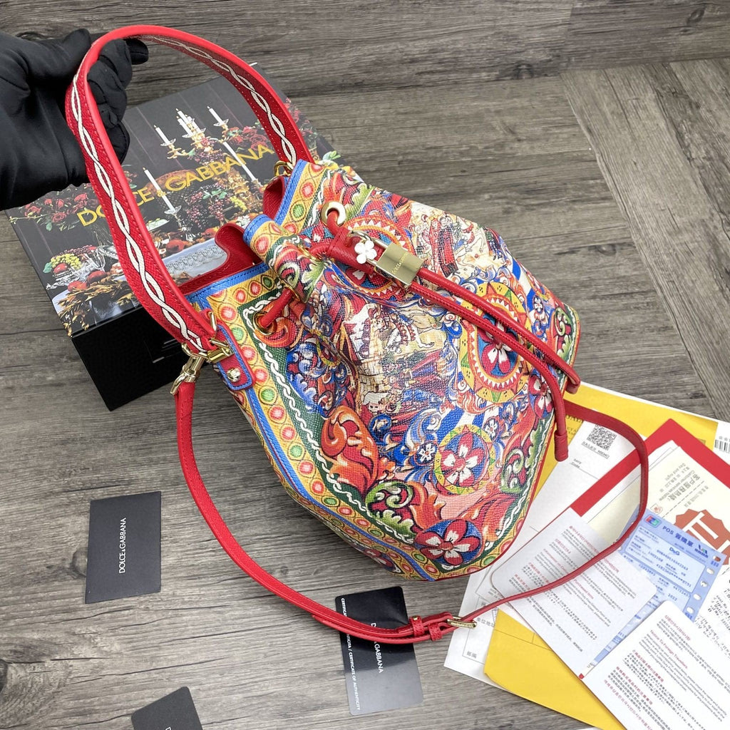 GLAMI Print Crespo Bucket Bag Multicolor With Branded Plate For Women GLAMI Bag