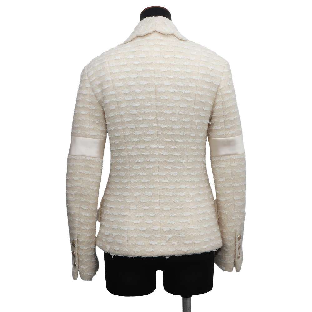 CHANEL Scalloped Tweed Jacket Size 34 BeigeP65277 Wool 49% Polyamide38% Silk13%