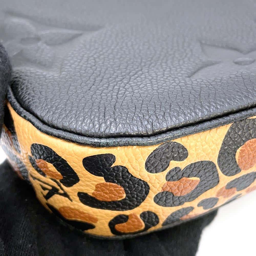 LOUIS VUITTON Multi Pochette Accessoires Noir M58520 Monogram Empreinte Leather Wild at Heart