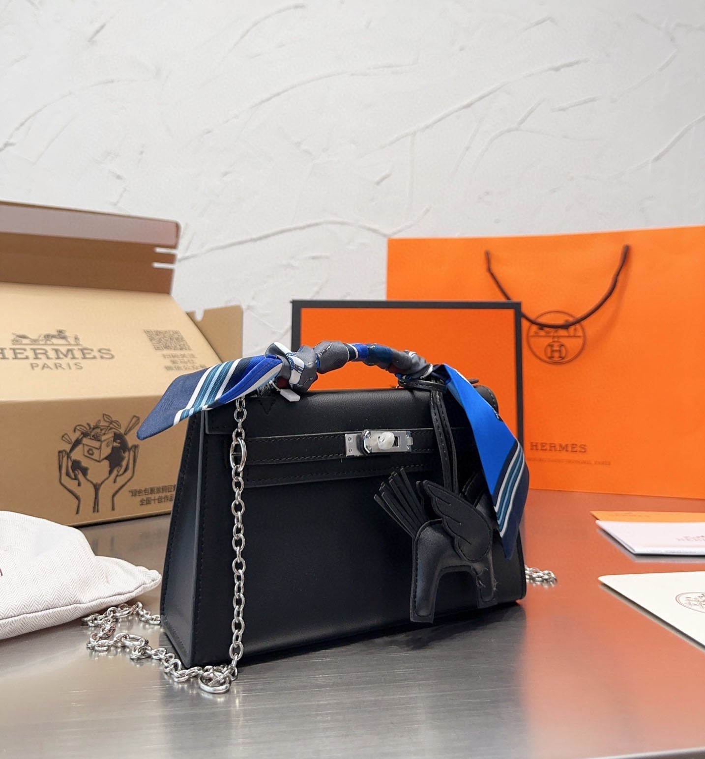 EN - New Arrival Bags HM 140