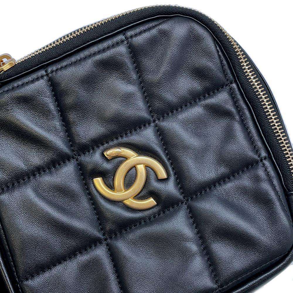 CHANEL Matelasse Diamond Shape ChainPouch Black Lambskin