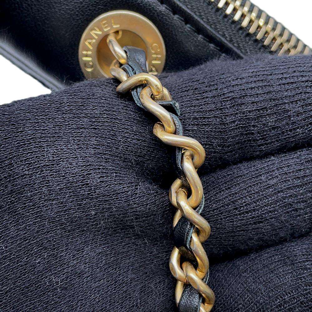 CHANEL Matelasse Diamond Shape ChainPouch Black Lambskin