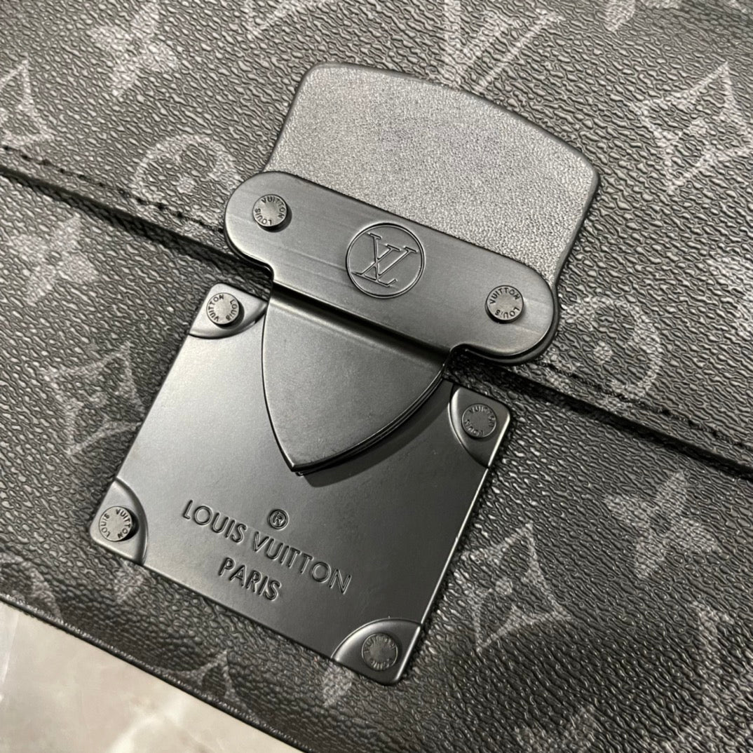 EN - Luxury Bags LUV 852