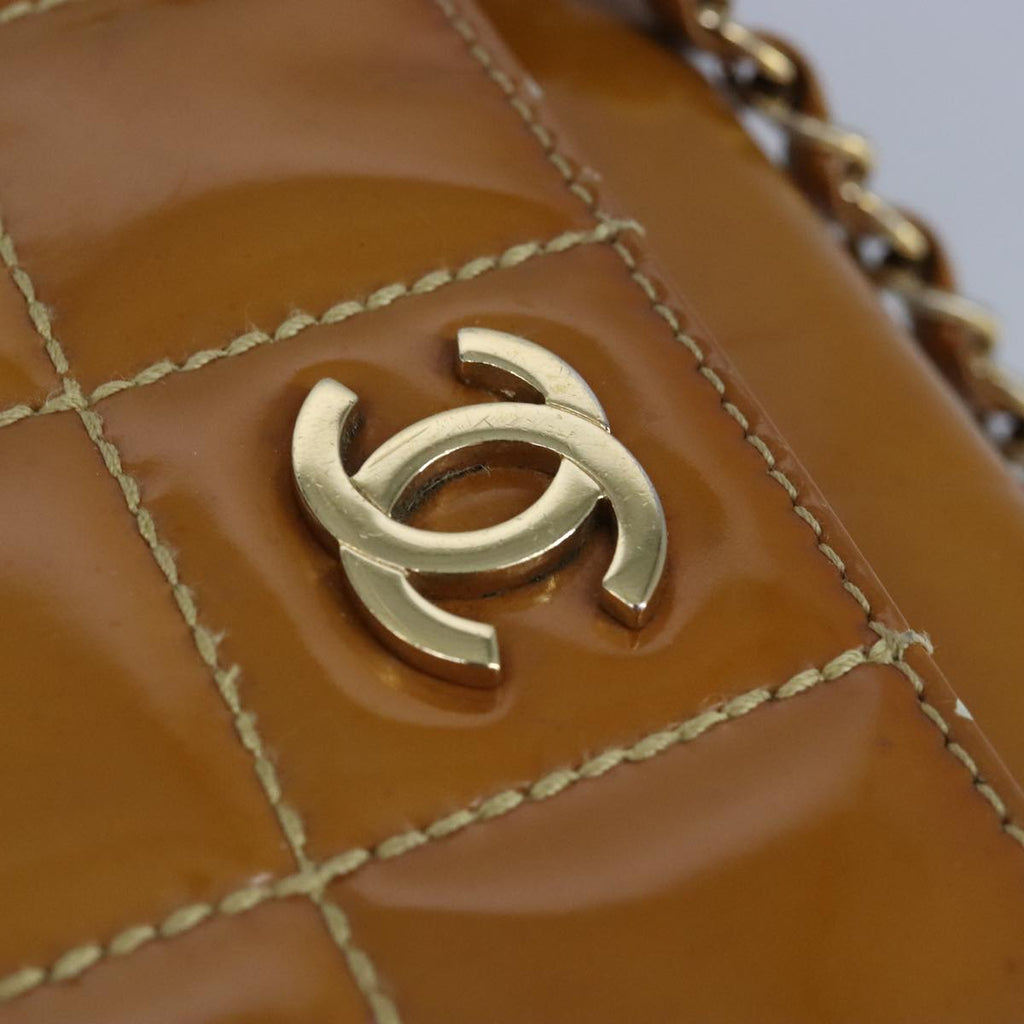 CHANEL Choco Bar Chain Shoulder Bag Patent leather Gold Beige CC 97452