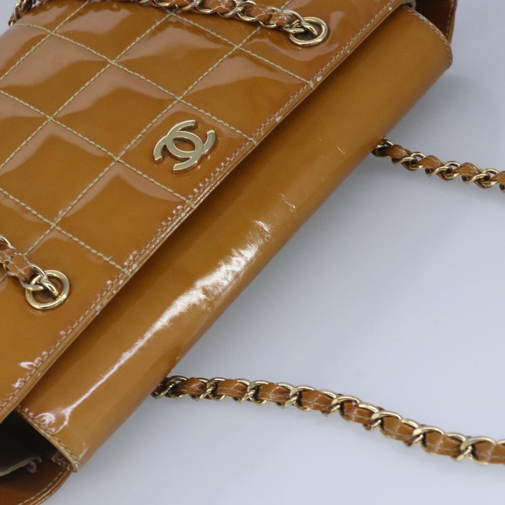 CHANEL Choco Bar Chain Shoulder Bag Patent leather Gold Beige CC 97452