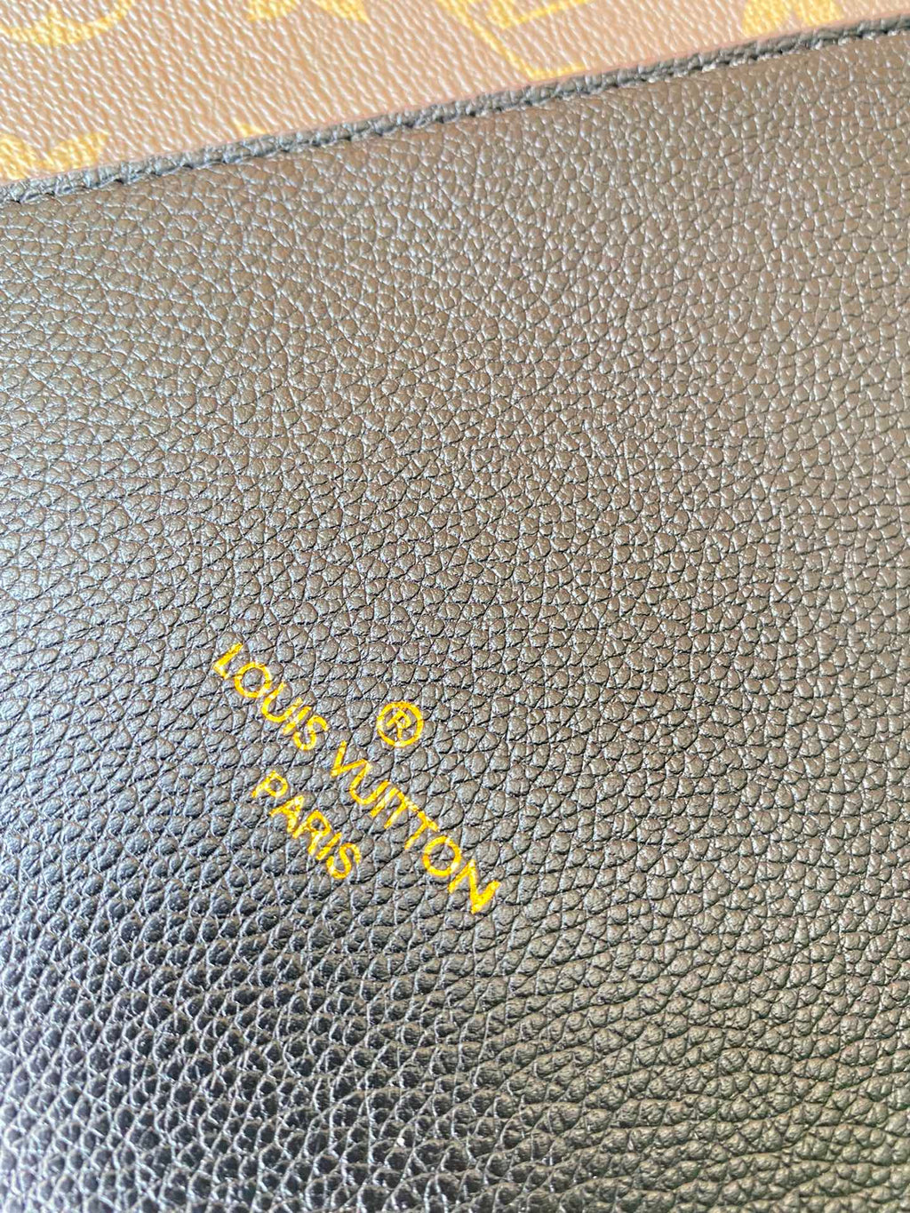 EN - Luxury Bags LUV 782