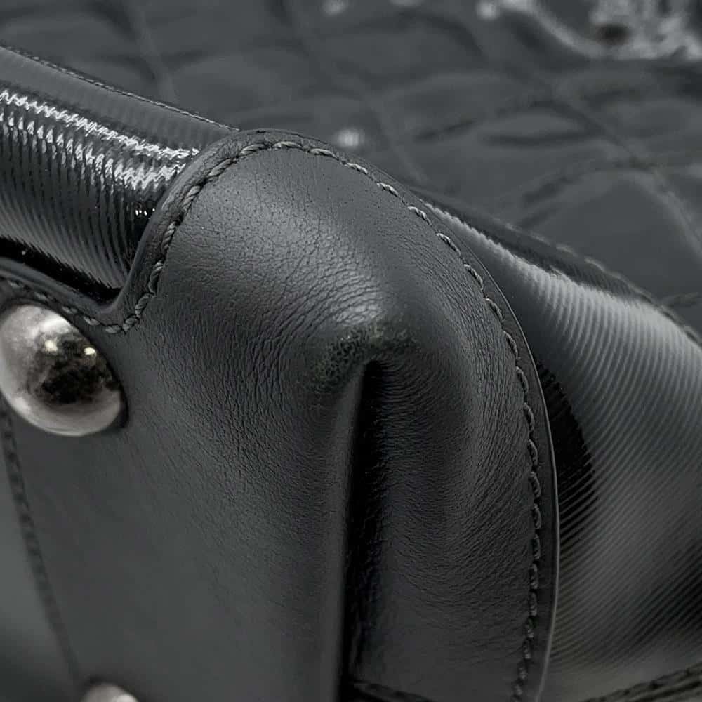 CHANEL Matelasse Tote Bag Black Patent Leather