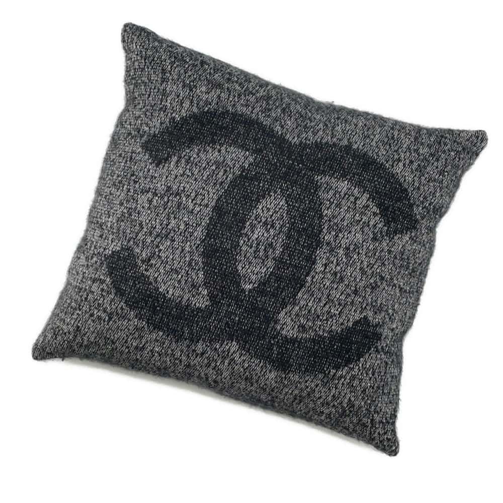 CHANEL CC Logo Cushion Black Cashmere94% Silk6%