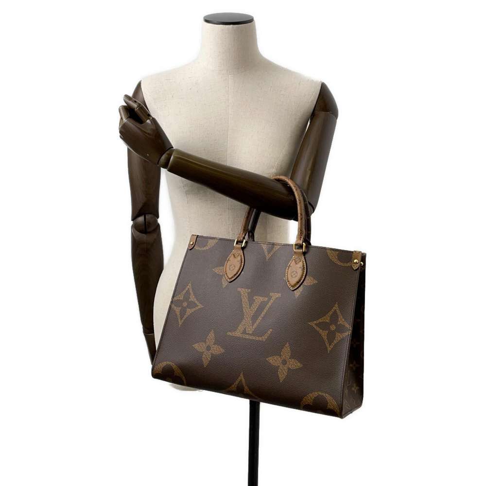 LOUIS VUITTON Onthego Red M45321 Monogram Monogram Reverse Canvas Monogram Giant Size MM