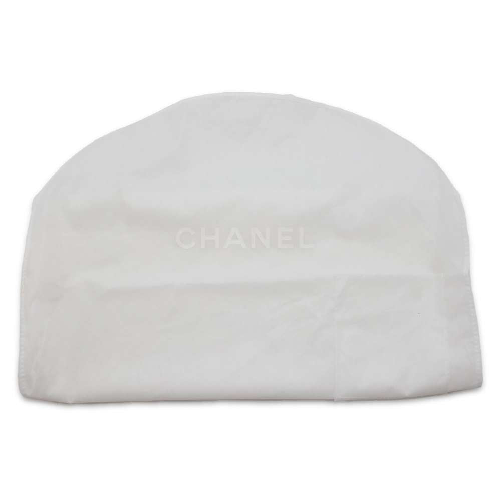 CHANEL CC Logo Sequins Blouson with Logo Patch Size 38 White/BlackP74166 Rayon91% Nylon7% Polyurethane2%