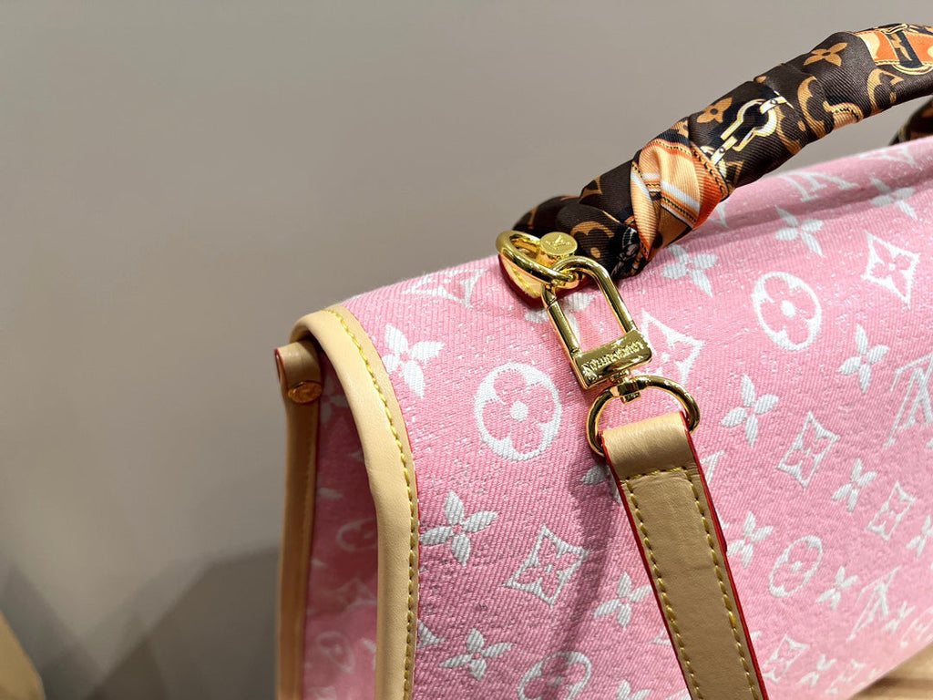 EN - Luxury Bags LUV 728