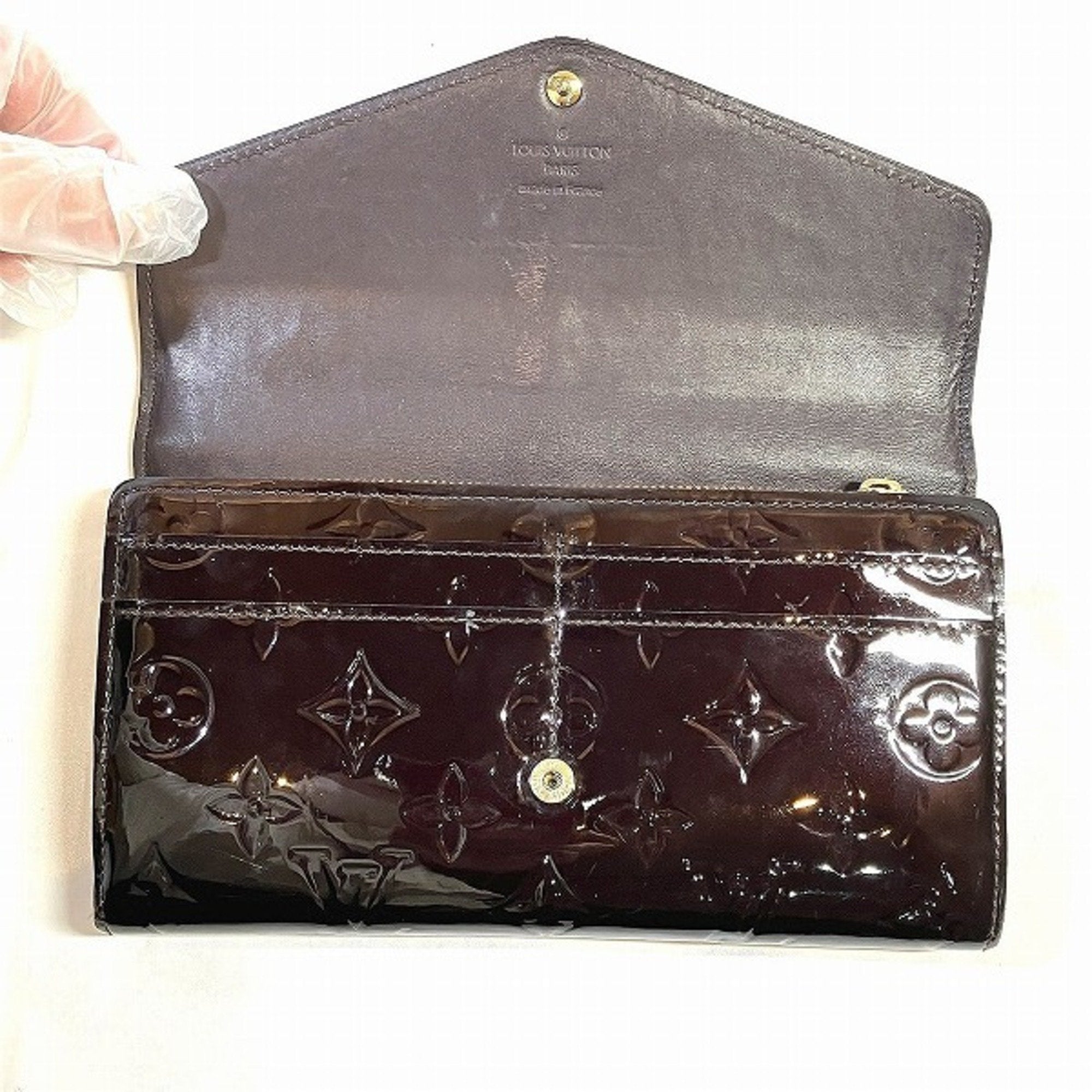 Louis Vuitton  Patent Leather Wallet  ()