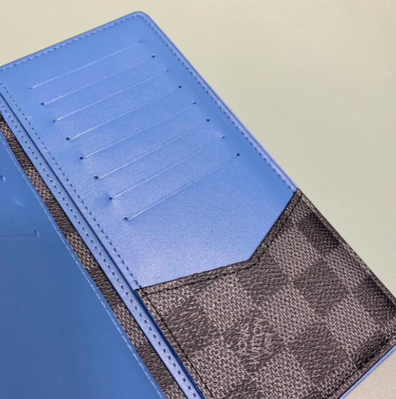 SAMC - Mix Wallets - 105