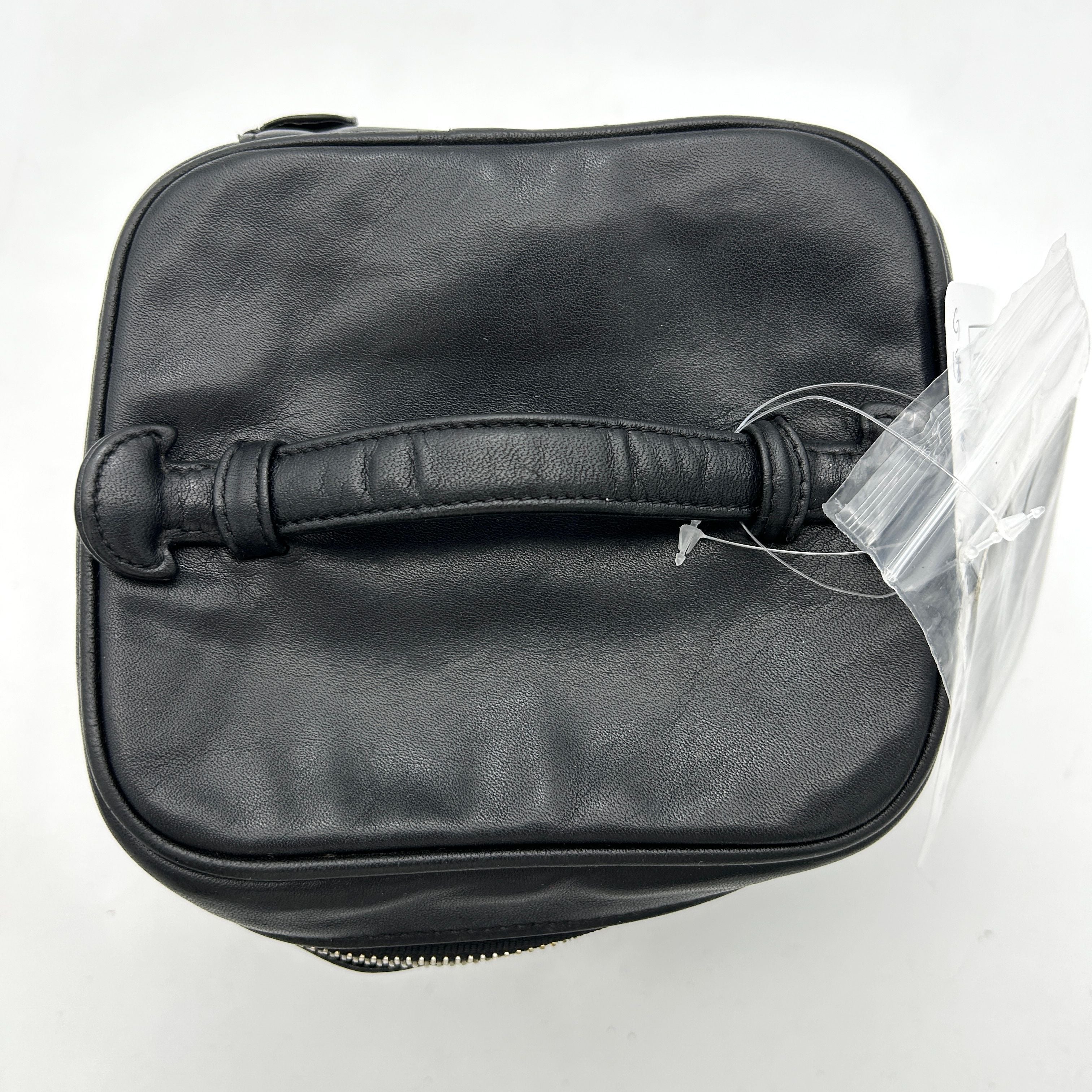 CHANEL Calfskin Cosmetic Van Bag Black ch7727ds