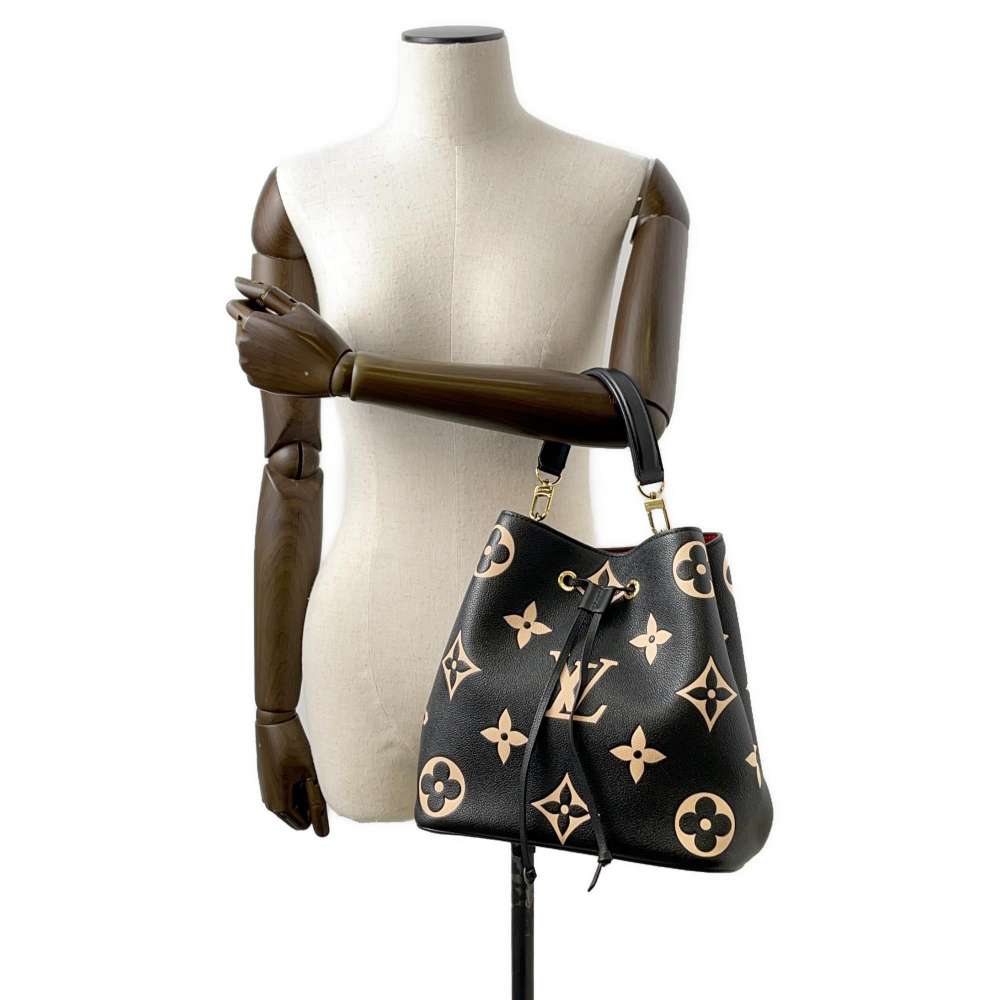 LOUIS VUITTON Neonoe Noir/Beige M45497 Bicolor Monogram Empreinte Leather Size MM
