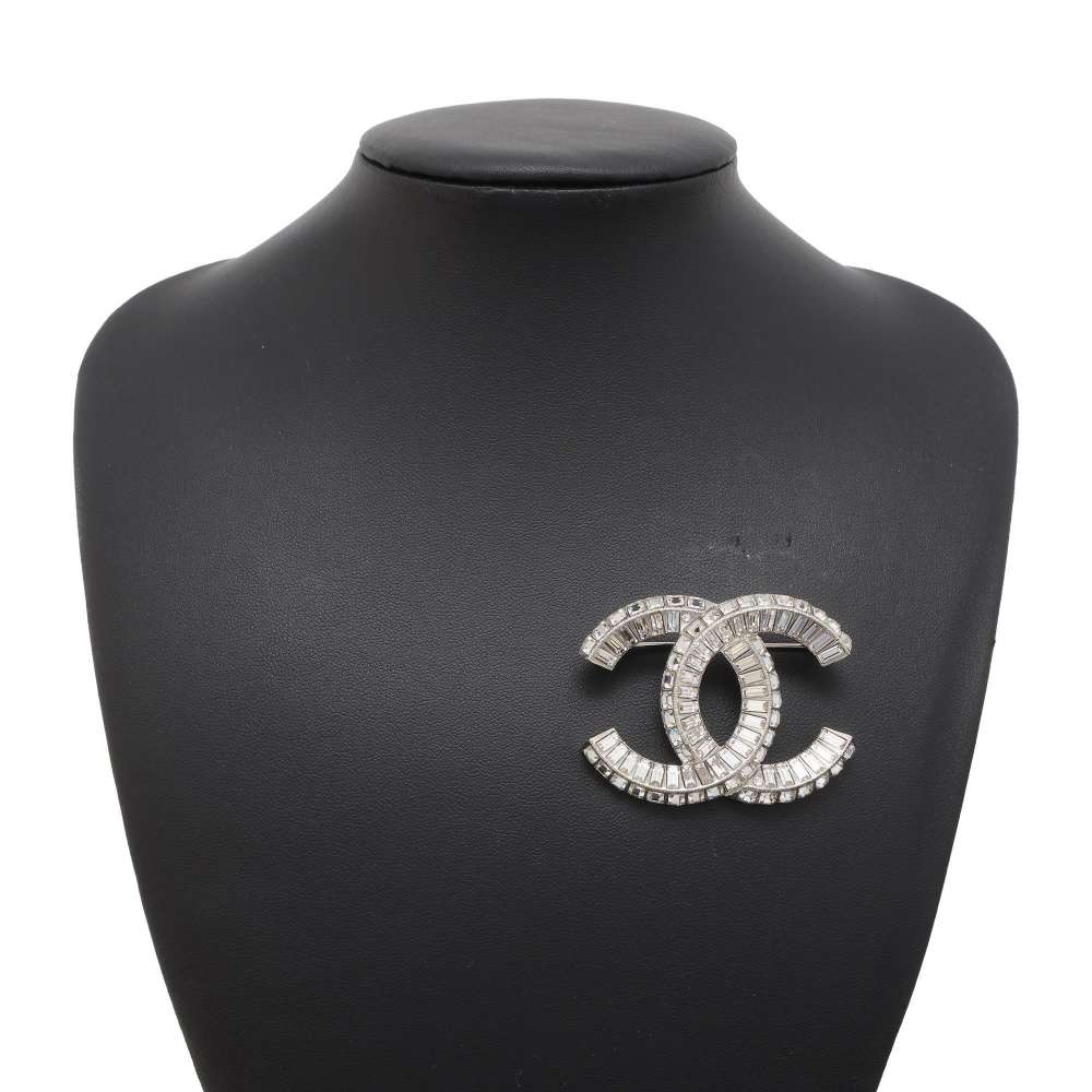 CHANEL CC Logo RhinestoneBrooch SilverA63085 Metal