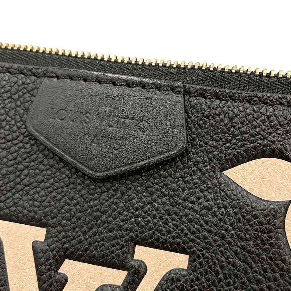LOUIS VUITTON Multi Pochette Accessoires Noir/Beige M45777 Monogram Empreinte Leather