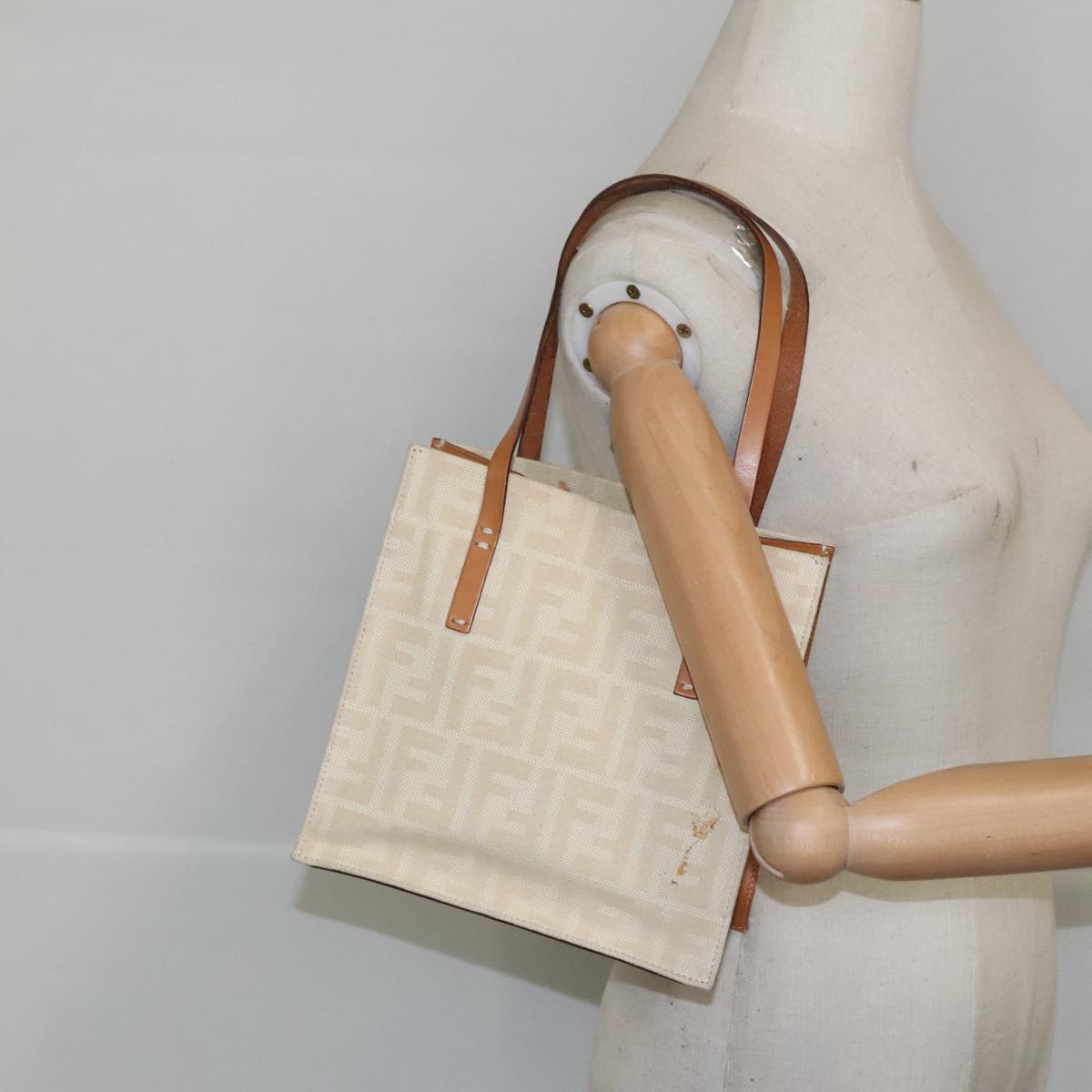 FENDI Zucca Canvas Tote Bag White 98220