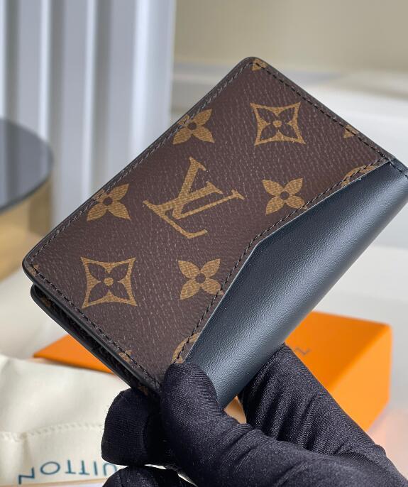 SAMC - Mix Wallets - 077