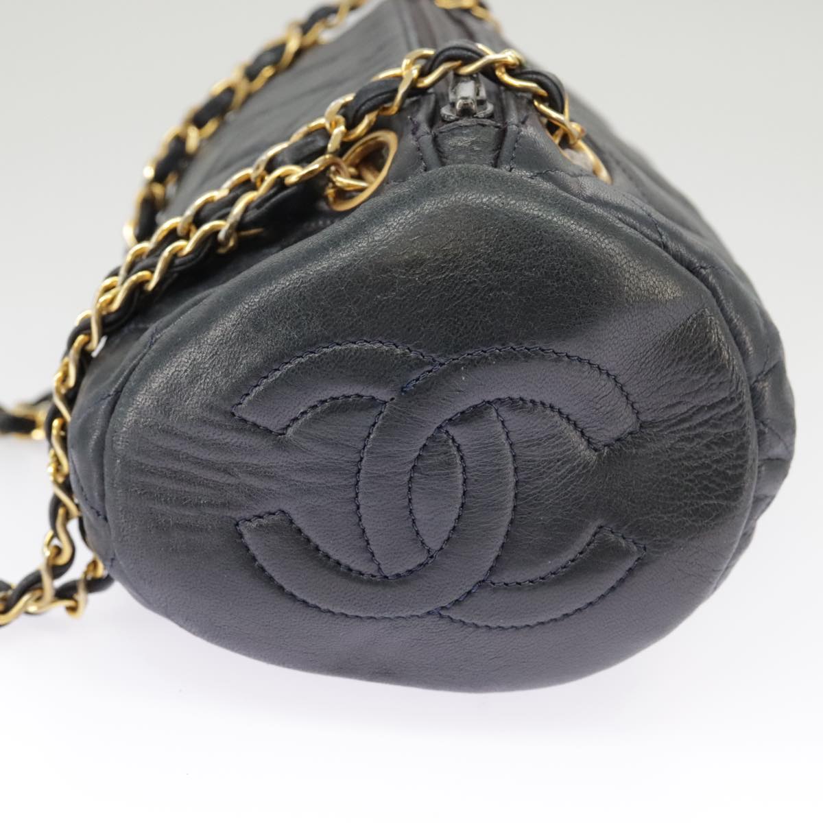 CHANEL Matelasse Chain Shoulder Bag Leather Navy Gold CC 98296