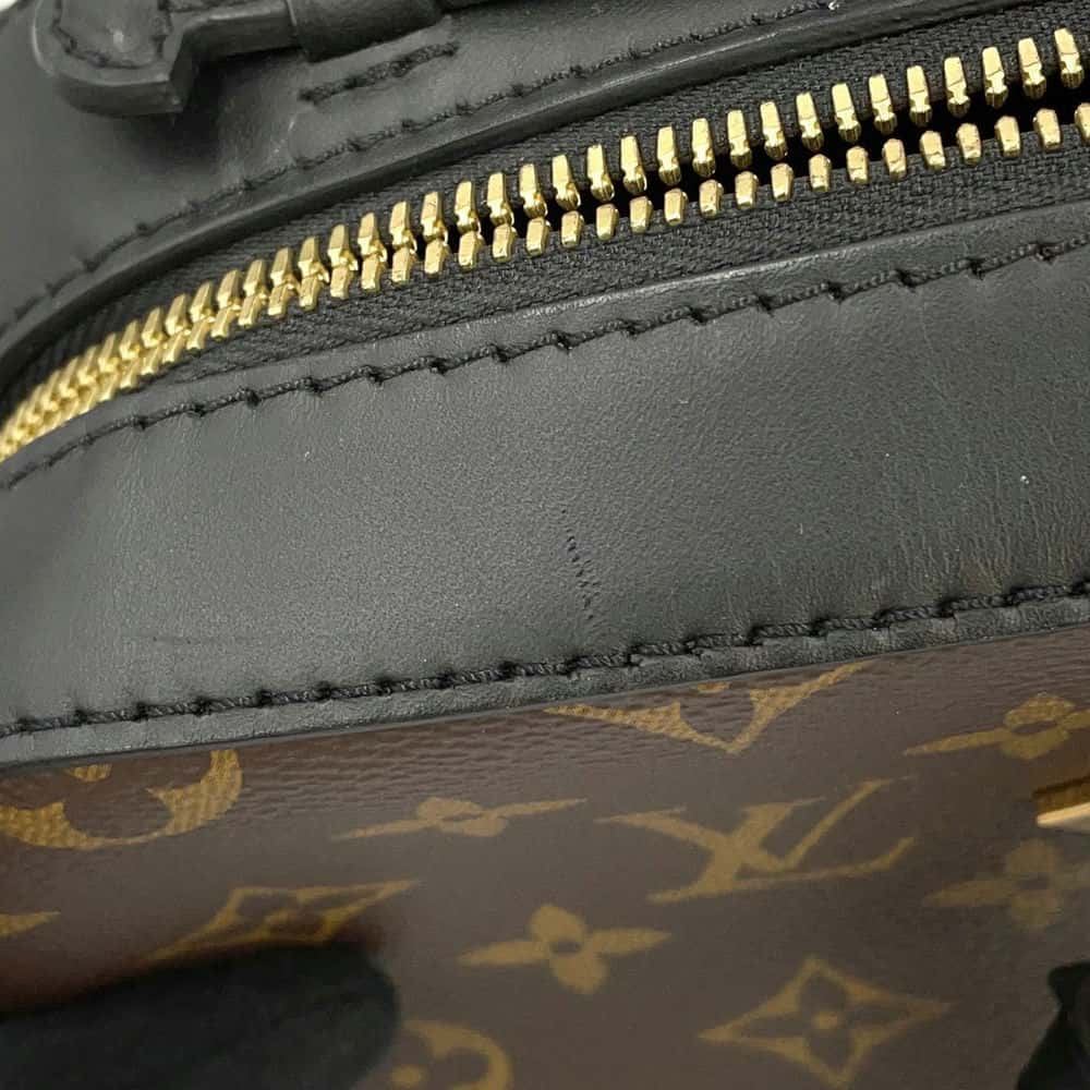 LOUIS VUITTON Saintonge Noir M43555 Monogram