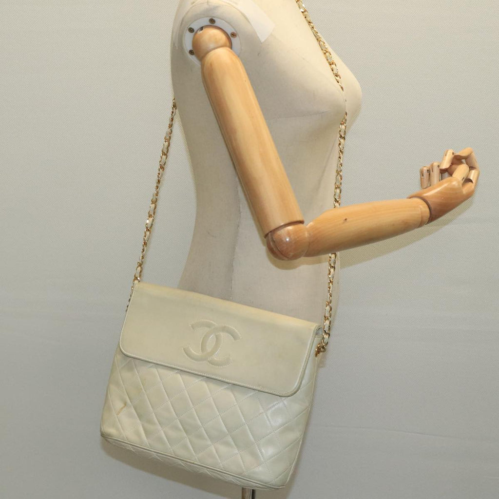 CHANEL Matelasse Chain Shoulder Bag Lamb Skin White Gold CC 98413