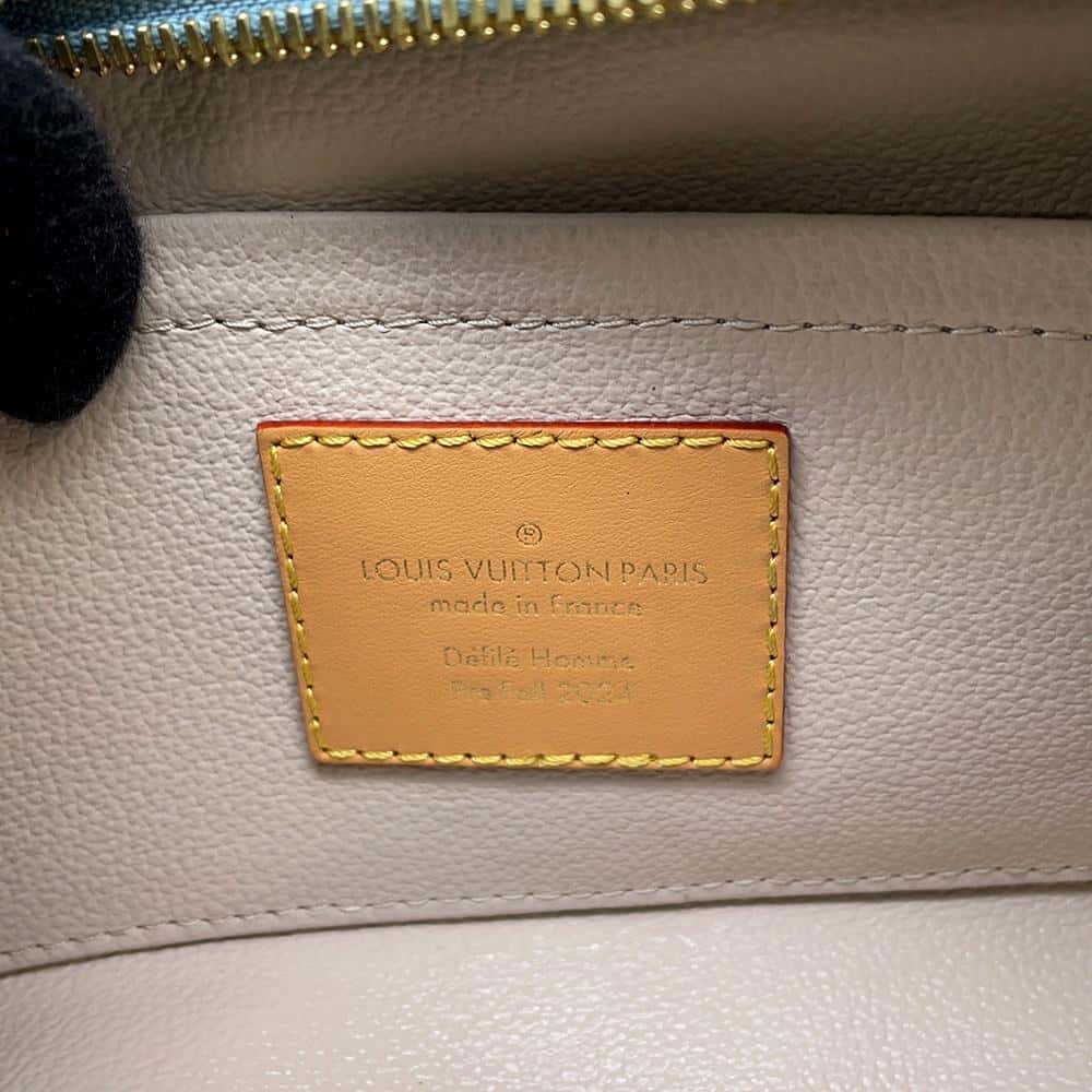 LOUIS VUITTON Rocker Dopp Kit Blue N40753 Damier・Denim 3D