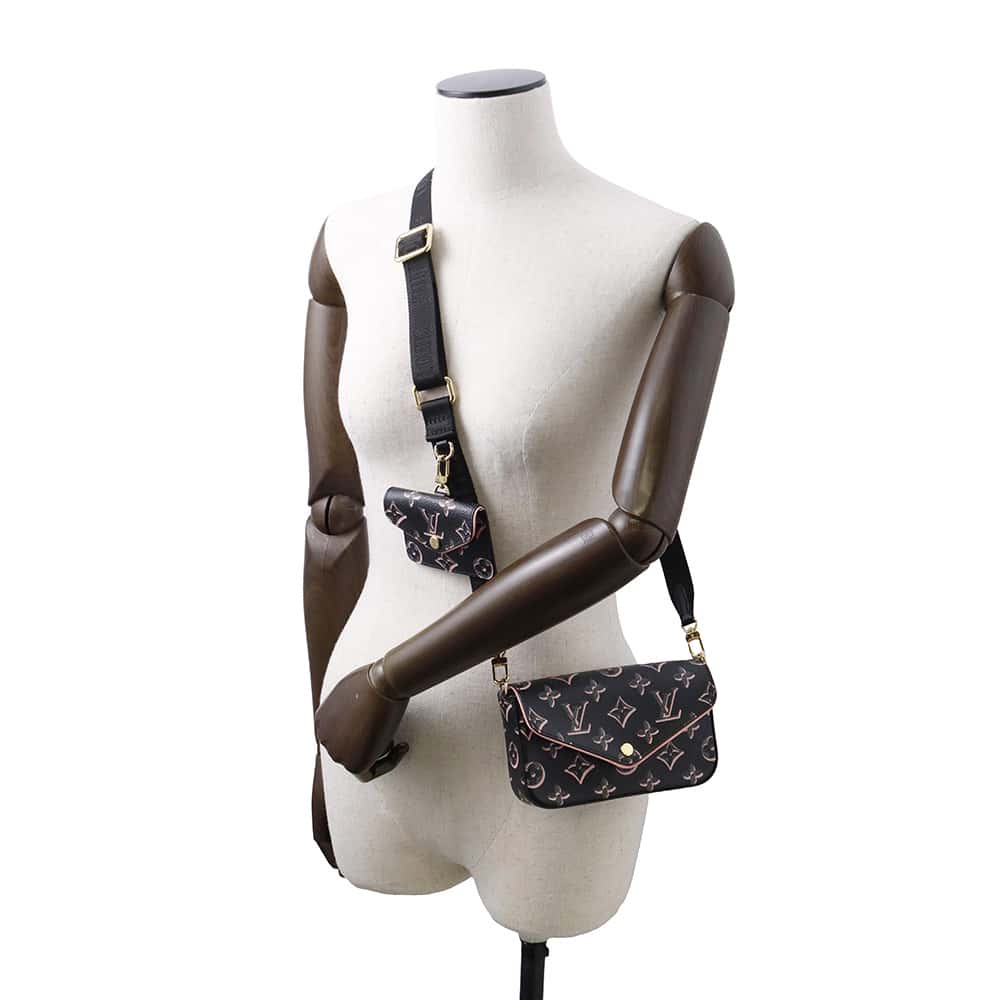 LOUIS VUITTON Multiie Pochette Noir/Pink M81471 Monogram