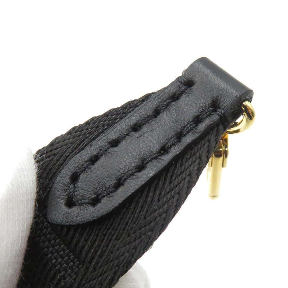 LOUIS VUITTON Multiie Pochette Noir/Pink M81471 Monogram
