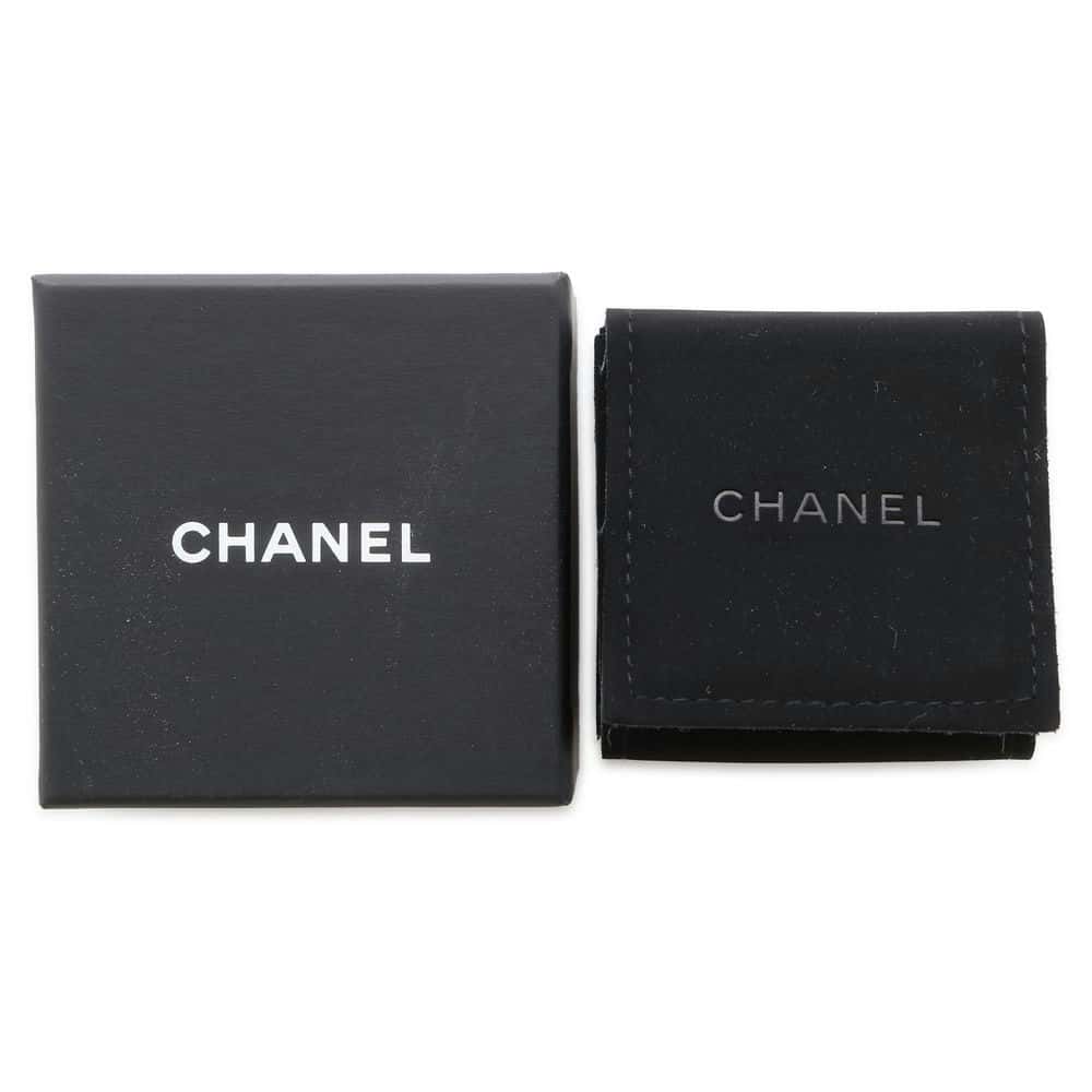 CHANEL Heart Shaped Ring Size 13 Gold Metal
