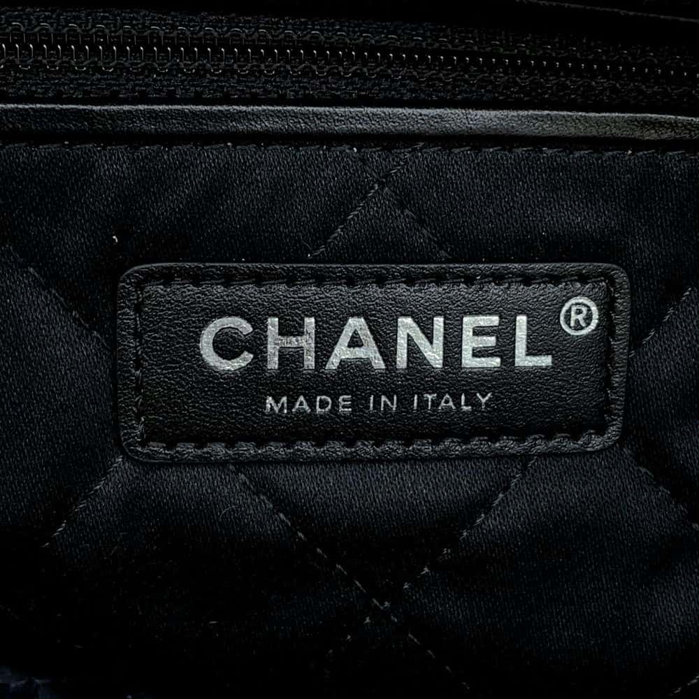 CHANEL CHANEL 22 logo ChainHandbag BlackAS3260 Denim Size Small