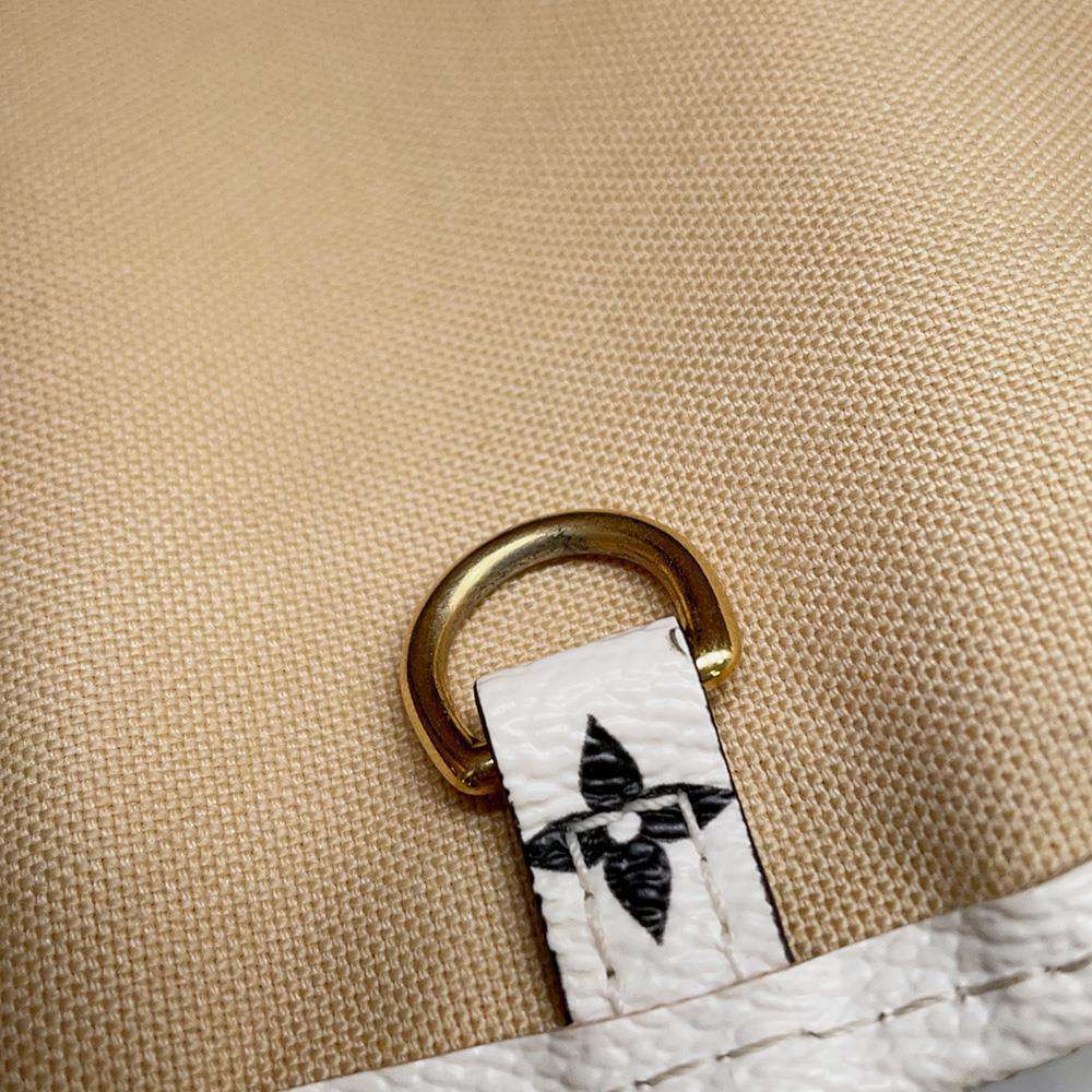LOUIS VUITTON Onthego Creme/Khaki/Beige M44571 Monogram / Giant Size GM