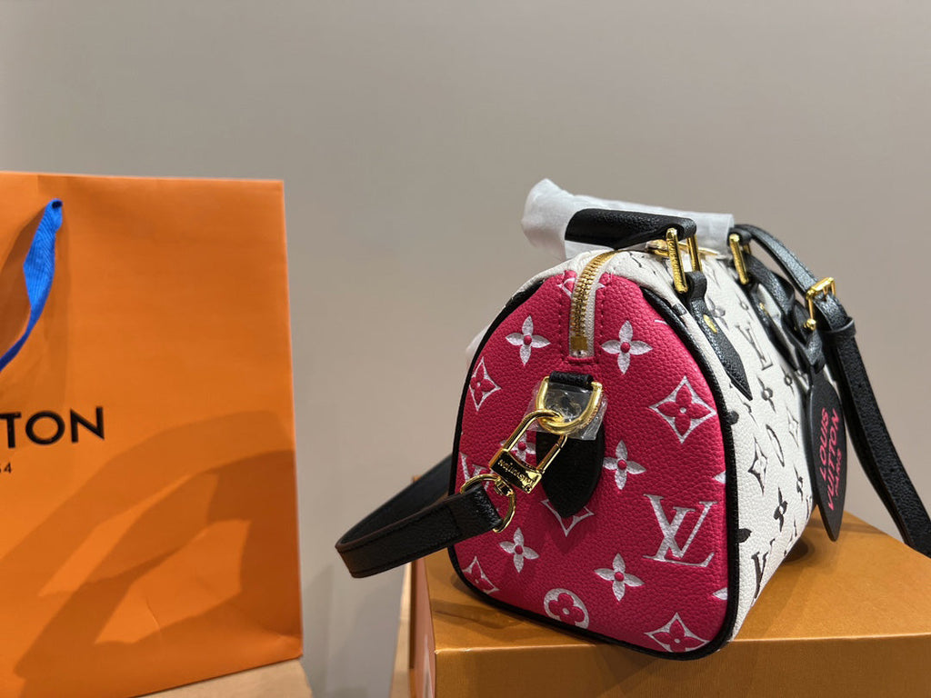 EN - Luxury Bags LUV 733