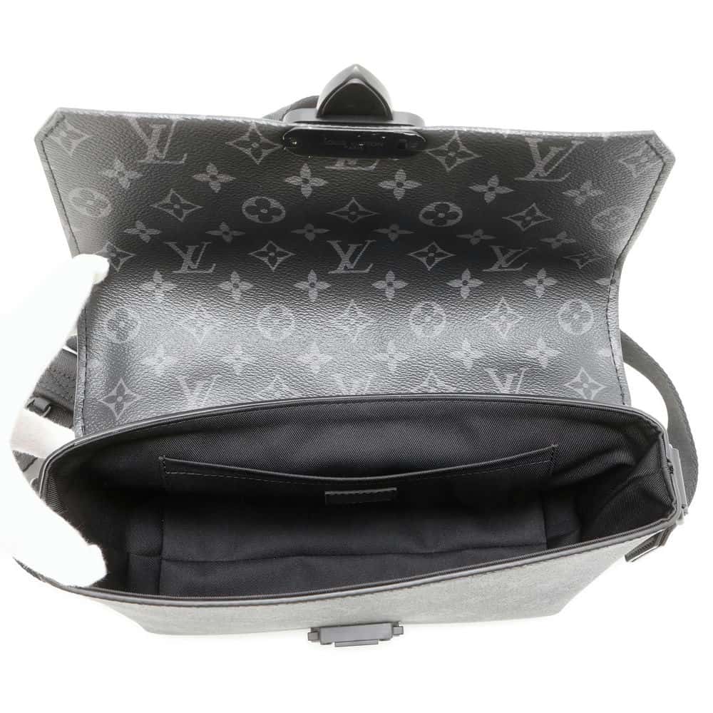 LOUIS VUITTON S Cape Messenger Black M46794 Monogram Eclipse
