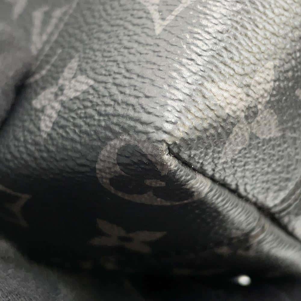 LOUIS VUITTON S Cape Messenger Black M46794 Monogram Eclipse