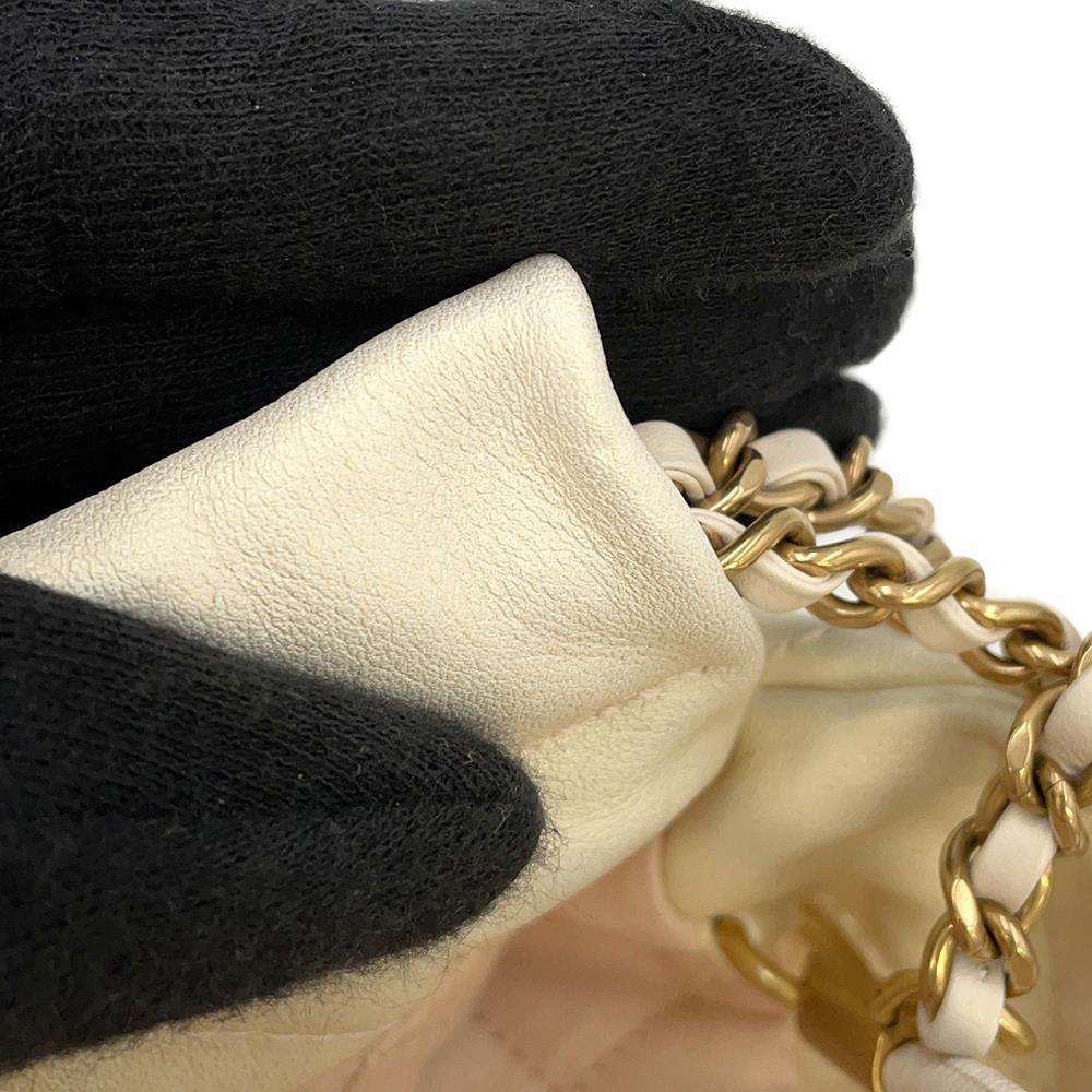 CHANEL CHANEL 22 Handbag Ivory/GradationAS3980 Leather Size Mini