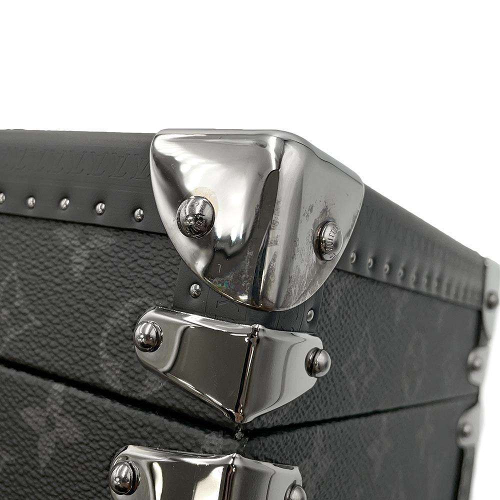 LOUIS VUITTON Coffret Accessoires Noir M44127 Monogram Eclipse