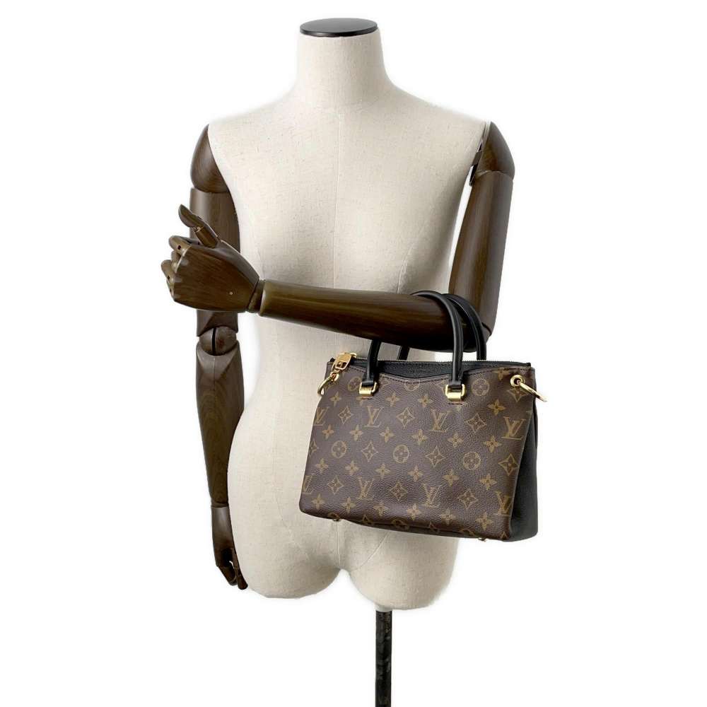 LOUIS VUITTON Pallas Noir M42960 Monogram Size BB