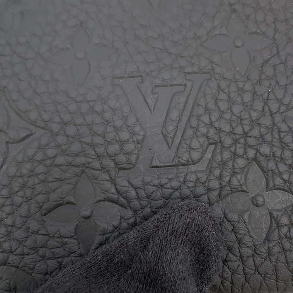 LOUIS VUITTON Pochette・A4 Noir M67461 Monogram / Taurillon Virgil Abloh